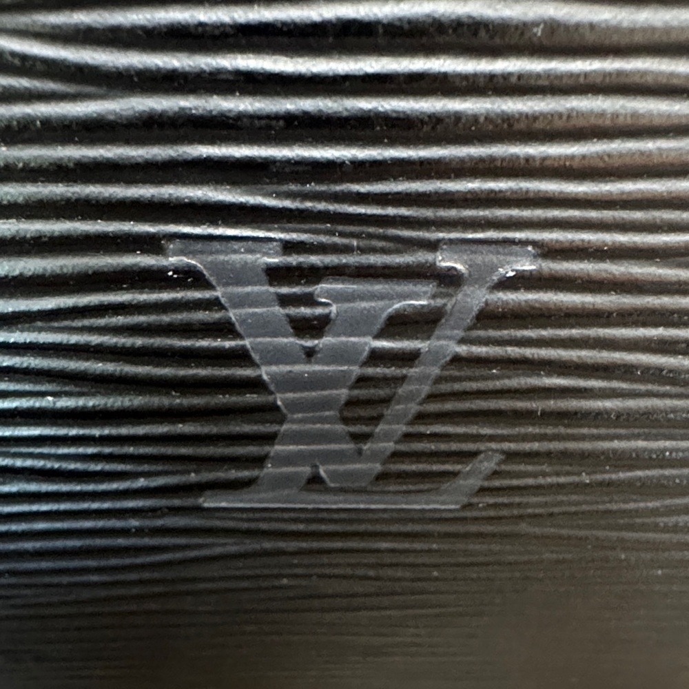 Louis Vuitton EPI suitcase / weekend bag** Elegant Black Textured bag AUTHENTIC - Picture 2 of 11